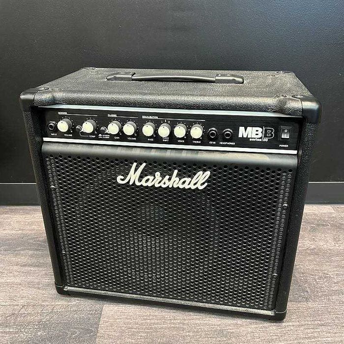 Amplificador Marshall MB30