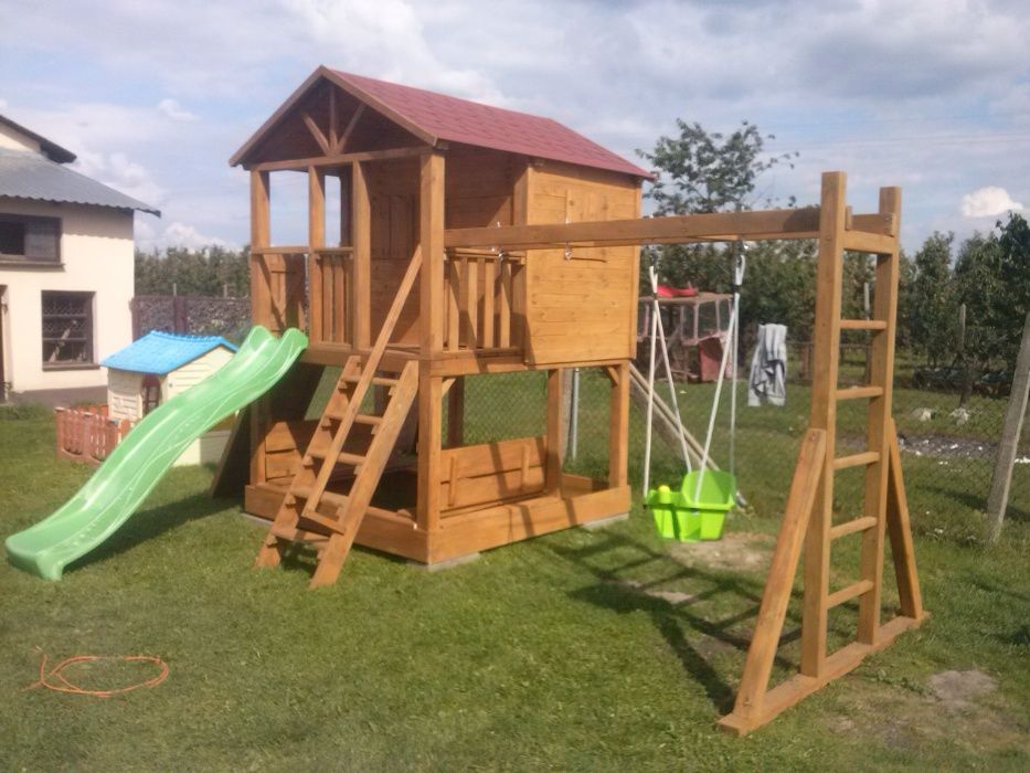 Domek ogrodowy dla dzieci plac zabaw zjeżdżalnia
