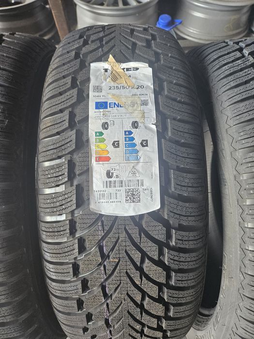 Opony zimowe 235/50/20 nokian wr suv 4 xl