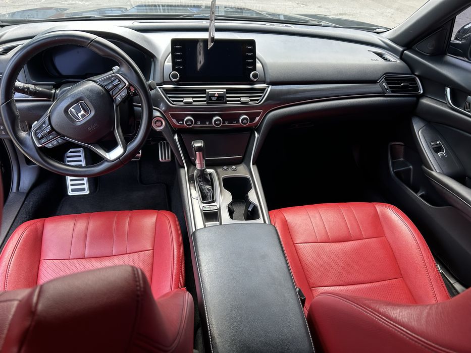 Honda Accord 2019 VIN 1HGCV1F3XLA037918 фото оголошення 8 з 10