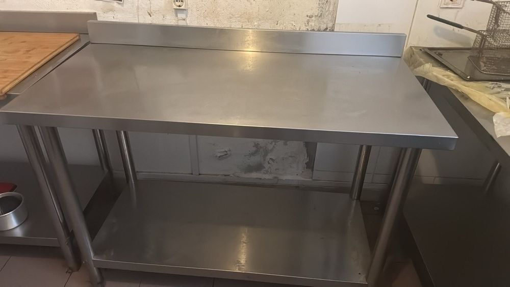 Lote de 3 Bancadas / Mesas em Inox (Venda conjunta ou separada)