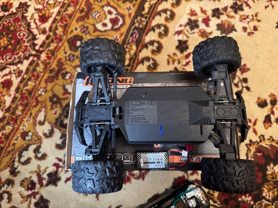 Машинка на радіо керуванні rc car