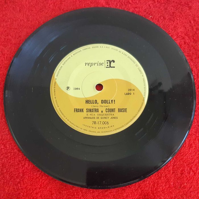 Disco Vinil Single Frank Sinatra e Count Basie - Hello, Dolly! / More