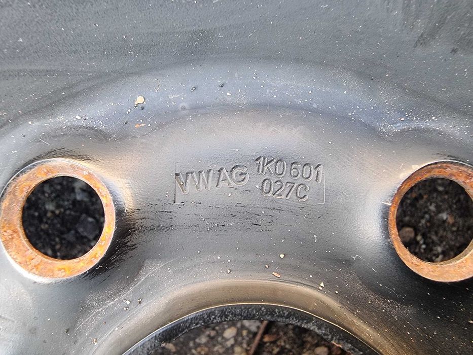 Felgi 15" 6jx15 ET 47 Volkswagen Audi Skoda Seat