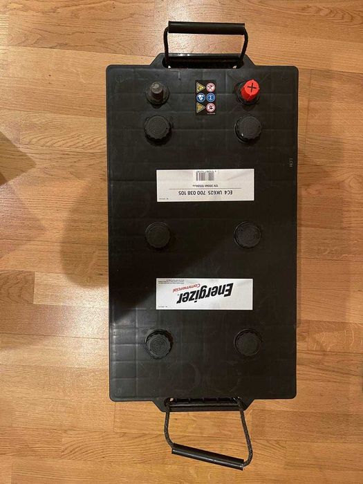 Акумулятор Energizer 200Ah 12v L Commercial 700 038 105