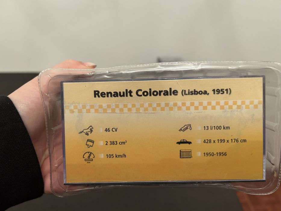 Renault Colorale (Lisboa, 1951) Modelo de táxi 18-25