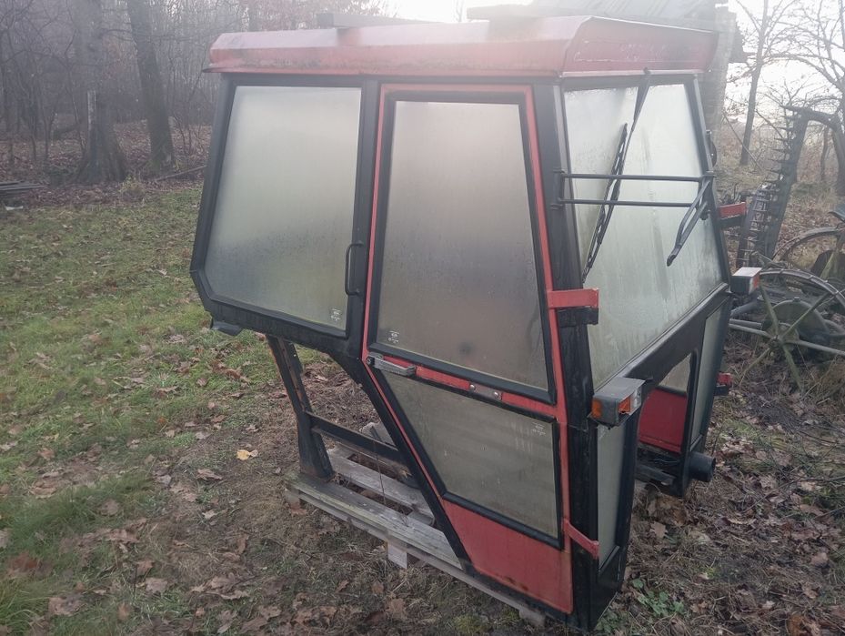 Kabina koja ursus c360 c360--3p