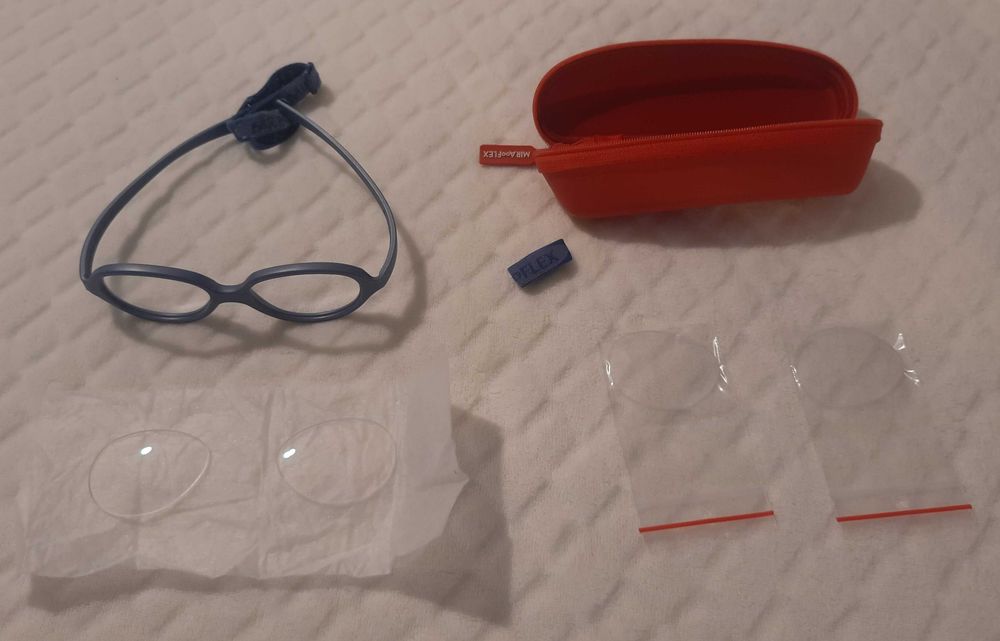 Okulary, oprawki Miraflex Baby One 2, szkiełka OP+0,5+1, OL+0,5+1
