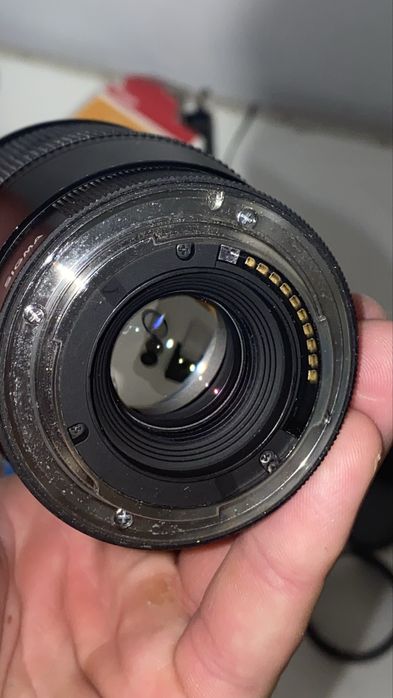 Lente sigma 16mm f/1.4 e-mount