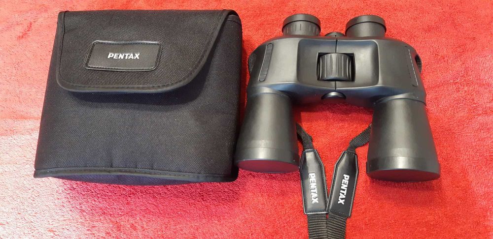 Бінокль відомої Японської фірми  Pentax 10x50 Стан ідеальний .