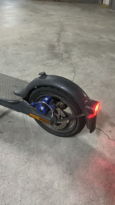 Trotinete xiomi 
Autonomia 30 kilometros 
Kilometros tem 3 800 km
Ve