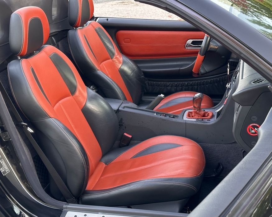 Mercedes-Benz SLK230K Versão DESIGNO – Certificado Interesse Histórico