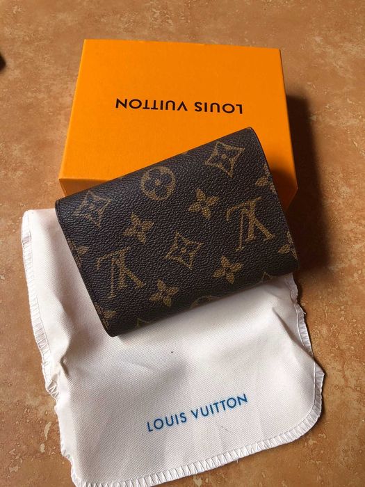 Oryginalny LV Louis Vuitton Victorine Mały portfel Czerwony przycisk