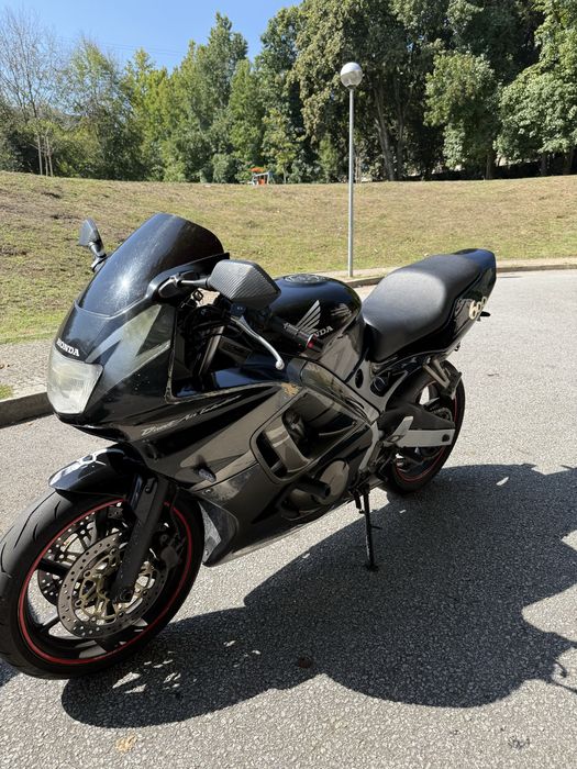 Honda cbr 600f3