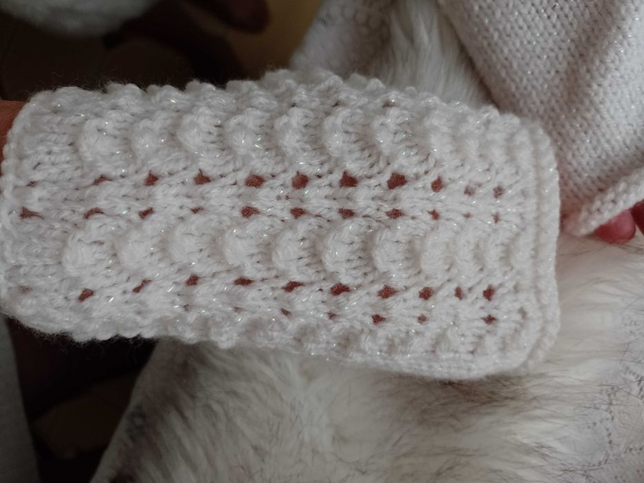Handmade/Ekskluzywne rękawiczki, mitenki z Madrytu
