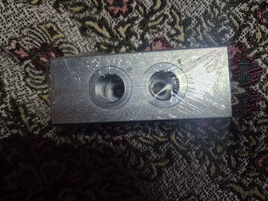 Подвійний обратний клапан HBS А05035105