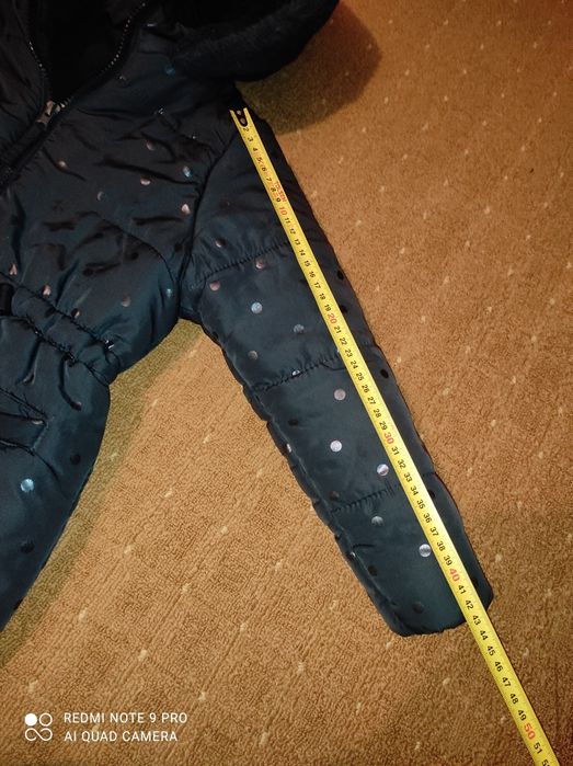 Тепла зимова куртка 122 р.