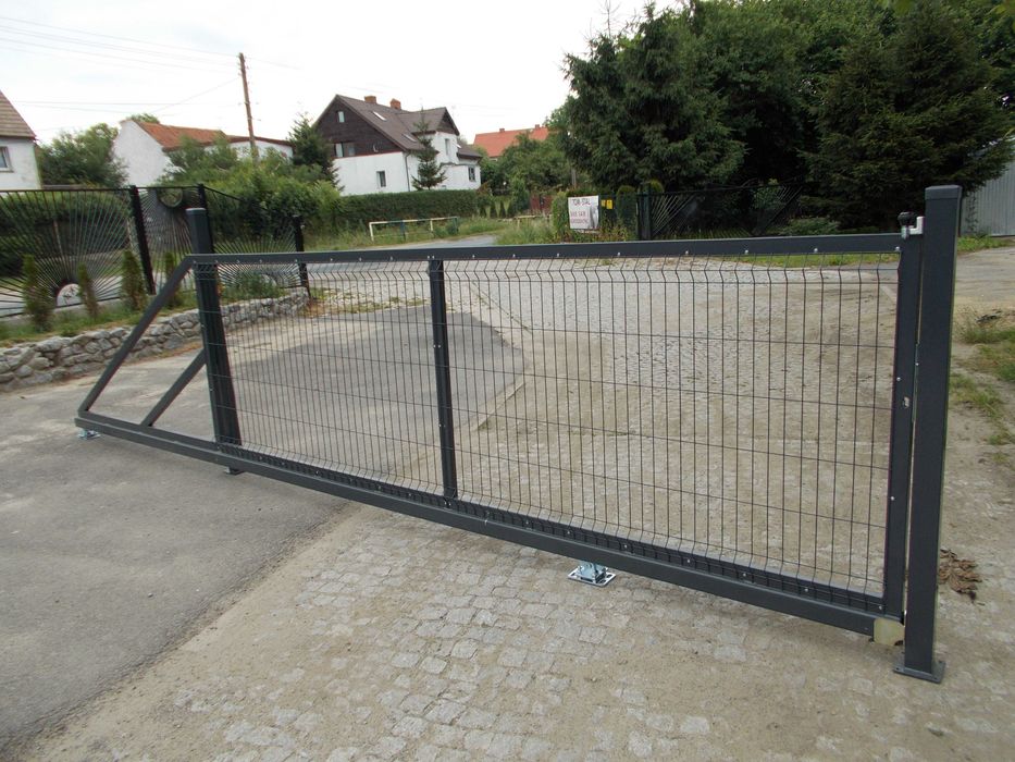 BRAMA PRZESUWNA 5m wypełniona panelem - komplet pod klucz -cała polska