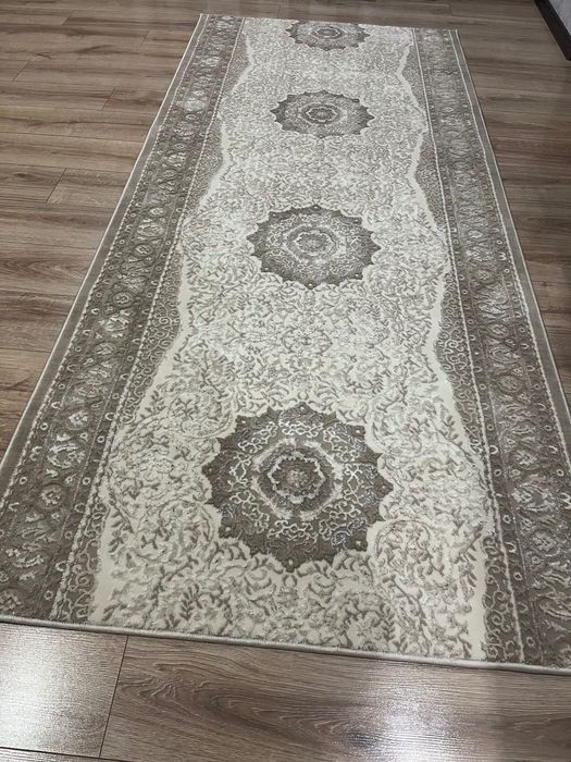 Продам новий коврик в сучасному стилі