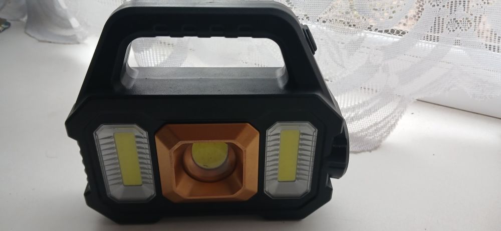 Фонарь , сонячна панель