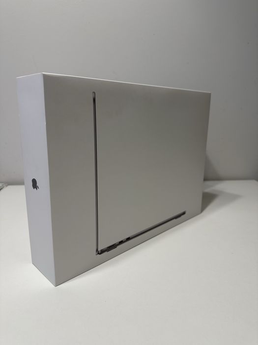 APPLE MacBook Air 2024 13.6 “Retina M3 8GB RAM 512 GB SSD macOS