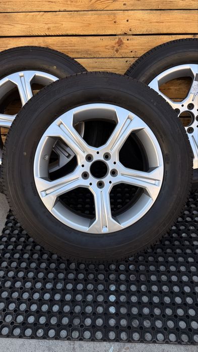 Диски 5/112 r17 Mercedes з шинами 235/60/17 та 255/55 r17 Bridgestone (23 рік стан нових 8,5 мм)