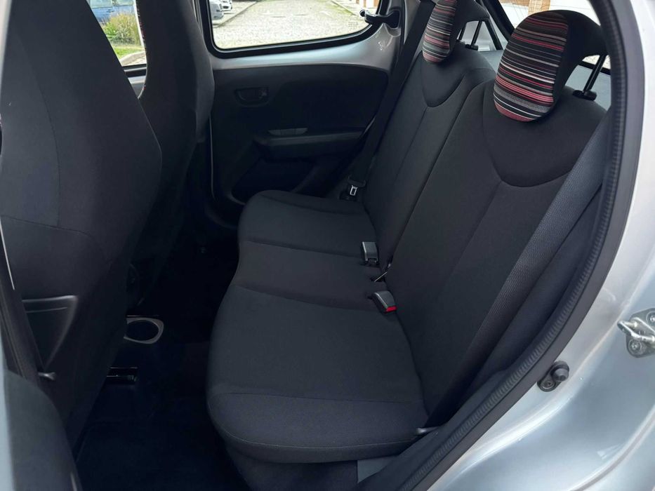 Citroën C1 1.0 VTi • Ano 2016 • Nacional • Impecável • Poucos Kms