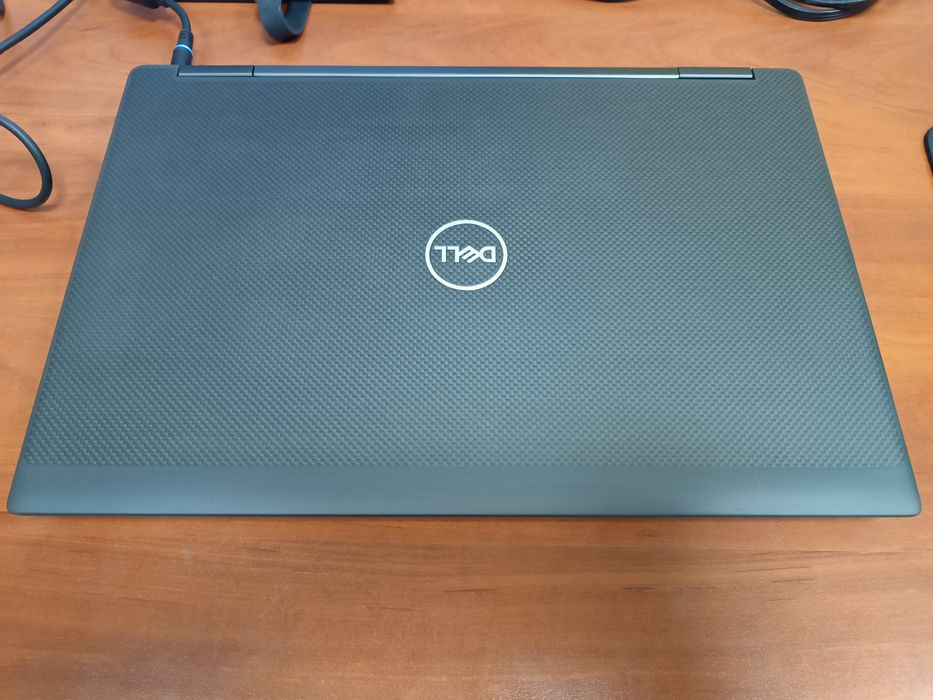 Ноутбук ігровий Dell Precision 7540 i5-9400H/16GB/Nvidia T2000/256GB