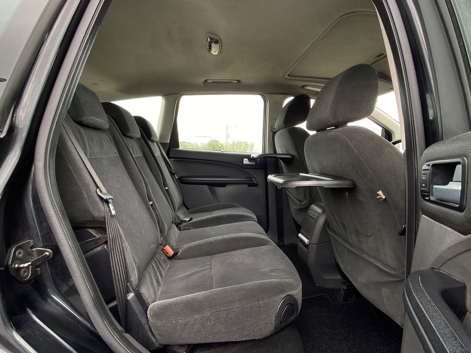 Ford C-Max 1.6tdci | versão Ghia | Excelente Estado