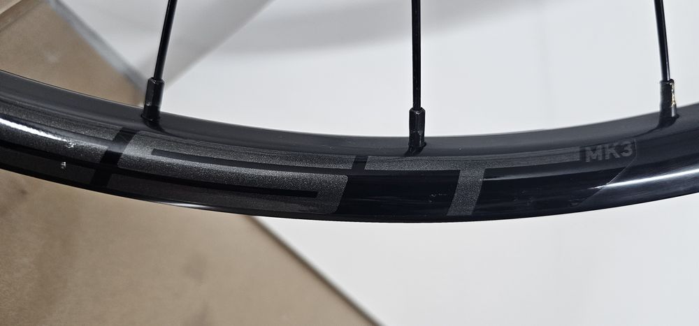 Koło Stan's No Tubes ZTR Crest MK3 . 29 cali.