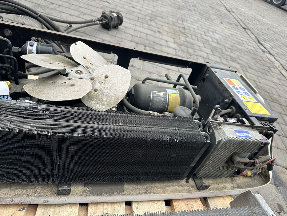 Холодильна рефрежираторна установка CARRIER XARIOS 300 2016 р