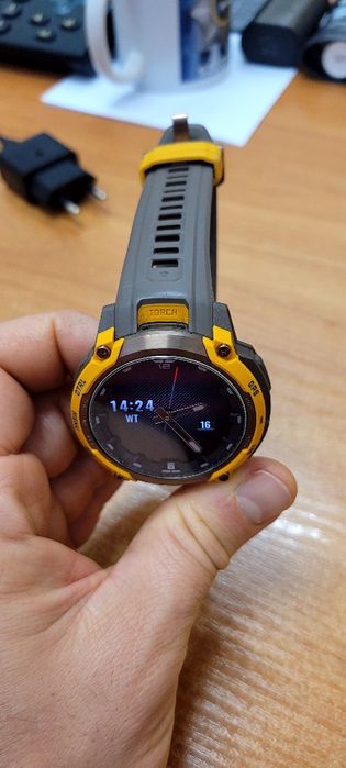 Garmin instinct crossover amoled !!!