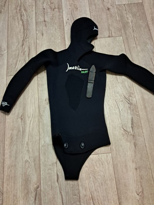 Продам гідрокостюм