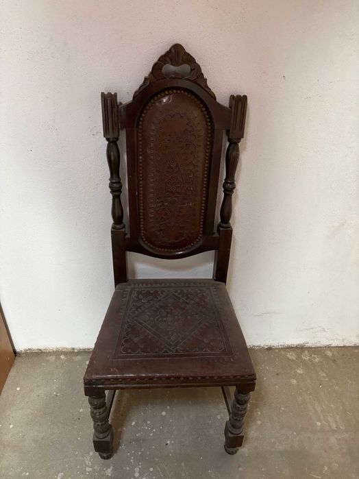 Cadeiras vintage padronizadas