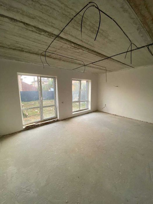 Продається будинок (дуплекс) в місті/ТЦ ВЕЛЕС/Міські комунікації, ГАЗ