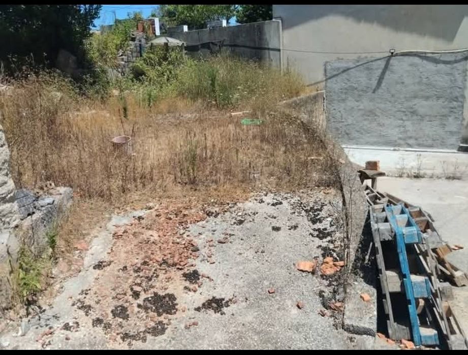 Casa p Reconstruir