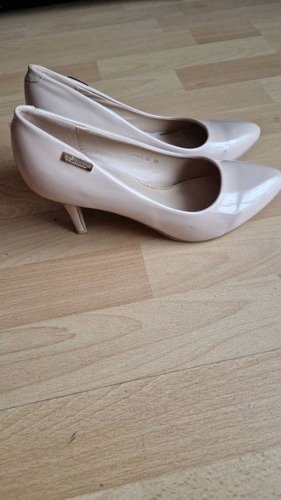 Buty na obcasie Balada