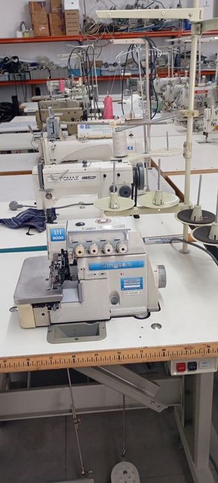 Máquinas de costura usada em bom estado  preços na descrição!