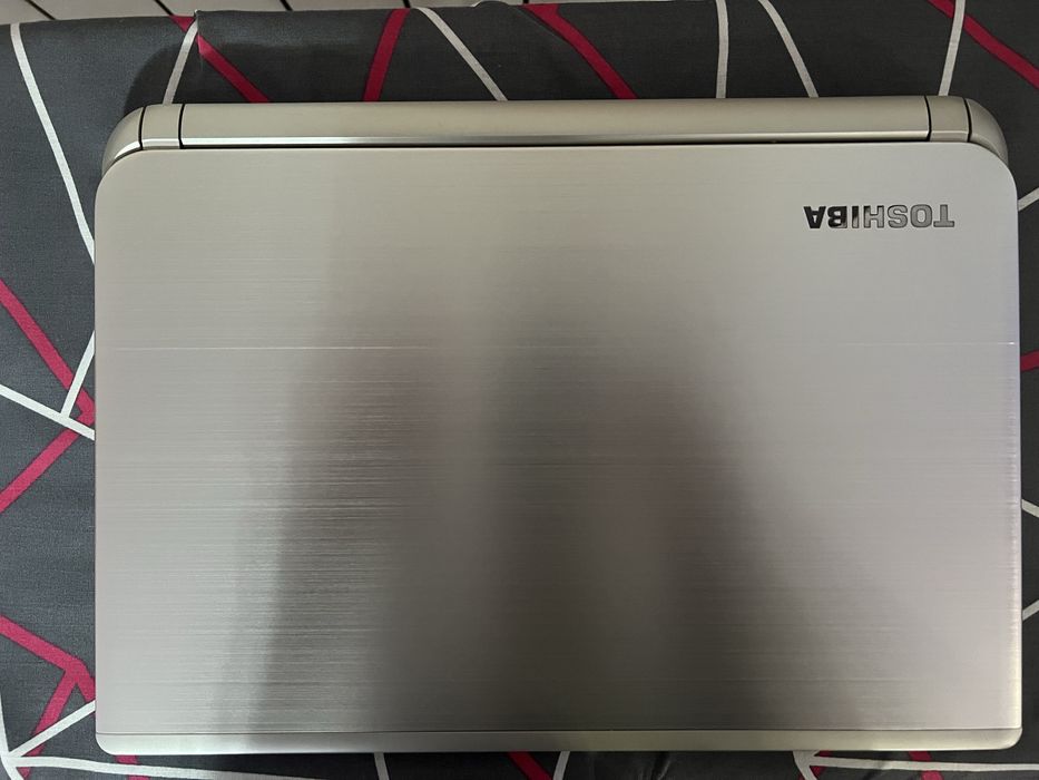 Laptop Toshiba Satellite E45