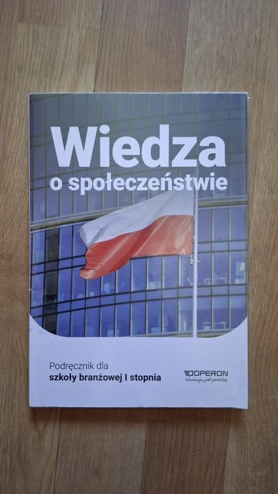 Książka wiedzą o społeczeństwie do szkoły zawodowej klasy trzeciej