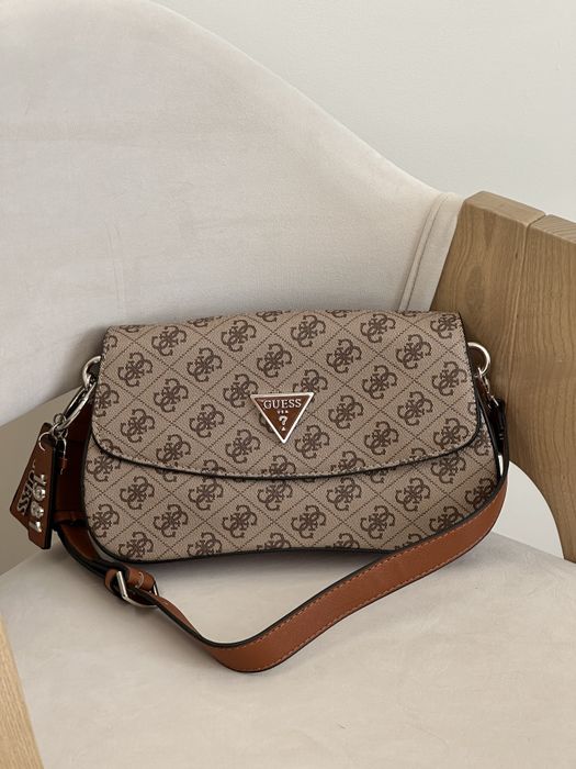 Жіноча сумка гесс Guess Cordelia Shoulder Bag Gold Canvas