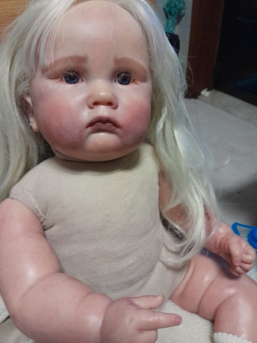 Bebe reborn enorme Charlotte agora descida de preco agora baixa de pre