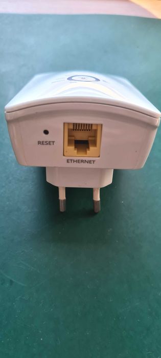 Wzmacniacz sygnału WiFi Actina P6807
