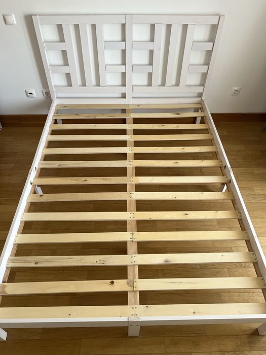 Cama casal 140x190 cm em madeira maciça branca – vidaXL.