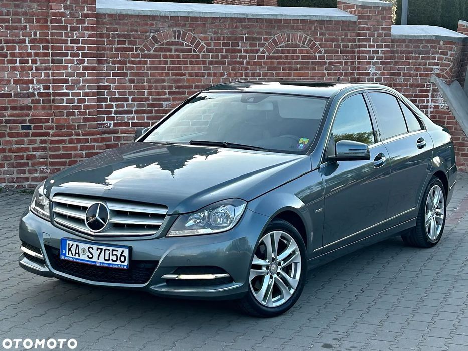 Mercedes-Benz Klasa C 1.8 156KM- AMG PAKIET C-CLASS  oryginał prosto z NIEMIEC 2x kola