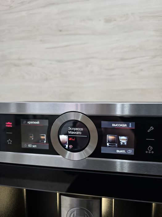 Топ.Кофемашина Bosch 8 серія в Супер.стані Укр.мова Гарантія!!! Молочник