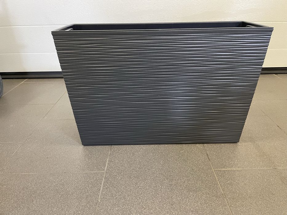 Kwietnik doniczka  Werbena Dłuto lamela