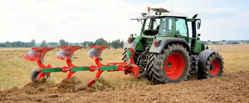 Pług obrotowy obracalny Pługi zabezpieczenie resorowe Agro-Masz