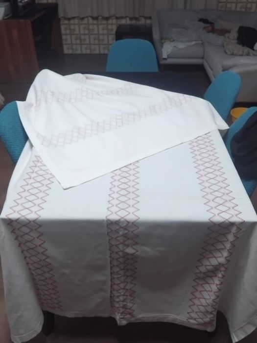 Têxtil em Linho (Toalha ou Colcha) grande
