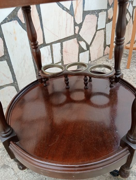 Mesa  bar de sala mogno